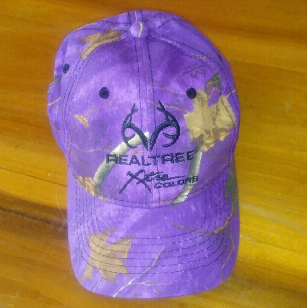 💜REALTREE PURPLE CAMO HAT💜